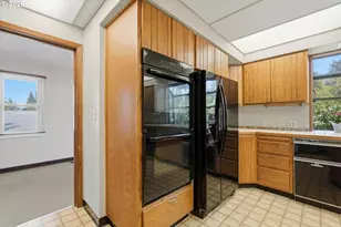 11765 SW Gaarde St, Tigard, OR 97224 - Photo 17