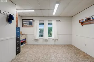 5422 Portland Rd NE, Salem, OR 97305 - Photo 19