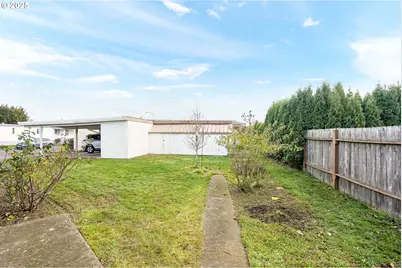 5422 Portland Rd NE #56, Salem, OR 97305 - Photo 35