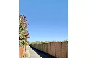 61142 Brookhollow Dr, Bend, OR 97702 - Photo 15