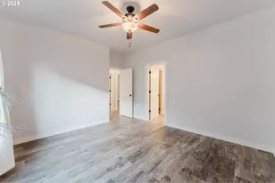 61142 Brookhollow Dr, Bend, OR 97702 - Photo 17