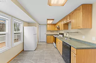 4737 SE 28th Ave, Portland, OR 97202 - Photo 9