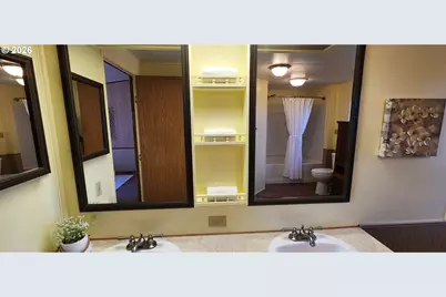 4531 Franklin Blvd #G, Eugene, OR 97403 - Photo 25