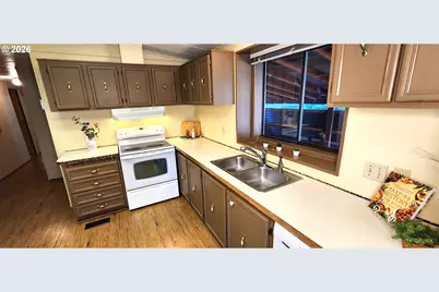 4531 Franklin Blvd #G, Eugene, OR 97403 - Photo 15