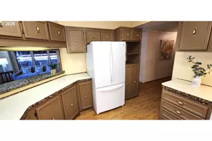 4531 Franklin Blvd, Eugene, OR 97403 - Photo 13