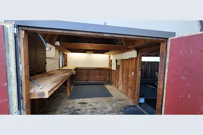 4531 Franklin Blvd #G, Eugene, OR 97403 - Photo 31