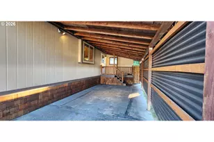 4531 Franklin Blvd, Eugene, OR 97403 - Photo 3