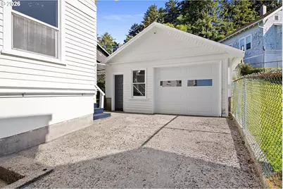 671 Florence Ave, Astoria, OR 97103 - Photo 43