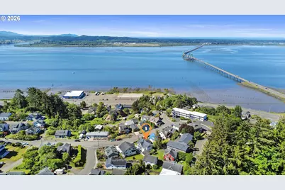 671 Florence Ave, Astoria, OR 97103 - Photo 47