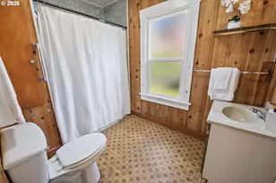 671 Florence Ave, Astoria, OR 97103 - Photo 17