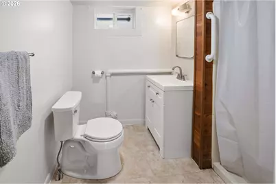671 Florence Ave, Astoria, OR 97103 - Photo 41