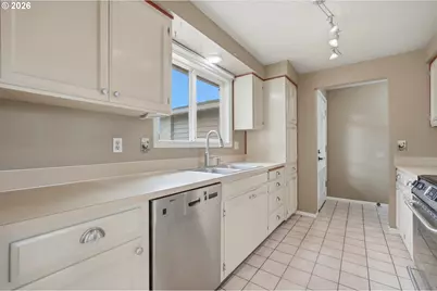 1019 Juniper St, Keizer, OR 97303 - Photo 11