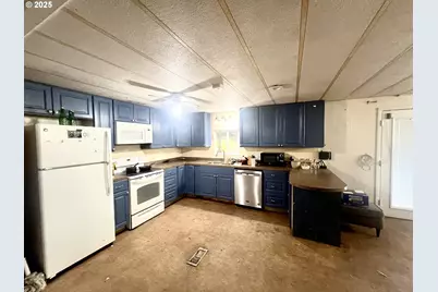 24853 Warren Rd, Rainier, OR 97048 - Photo 17