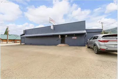 172 S Old Pacific, Myrtle Creek, OR 97457 - Photo 5