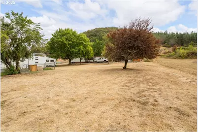 172 S Old Pacific, Myrtle Creek, OR 97457 - Photo 27
