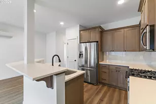 1292 S Quartz Dr, Cornelius, OR 97113 - Photo 3