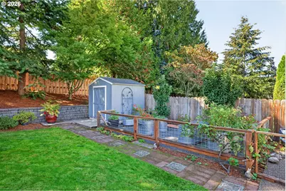 15020 Saint Andrews Dr, Oregon City, OR 97045 - Photo 17