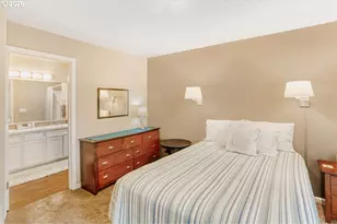 13217 SW Summerwood Dr, Portland, OR 97223 - Photo 13