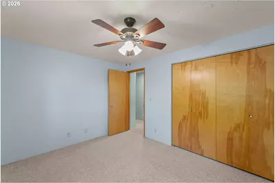 1378 NW Grove St, Roseburg, OR 97471 - Photo 21