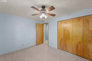 1378 NW Grove St, Roseburg, OR 97471 - Photo 21