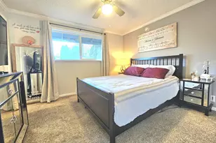 390 N 7th Pl, Harrisburg, OR 97446 - Photo 17