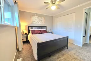 390 N 7th Pl, Harrisburg, OR 97446 - Photo 19