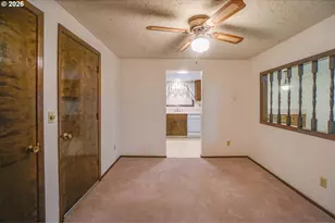 5915 NE 47th St, Vancouver, WA 98661 - Photo 9