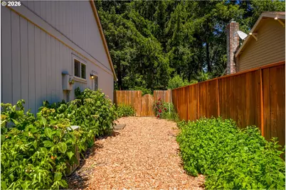 9897 SW Siuslaw Ln, Tualatin, OR 97062 - Photo 37