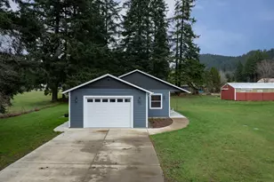 252 Estabrook Rd, Carson, WA 98610 - Photo 17