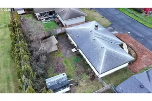 920 SE 214th Ave, Gresham, OR 97030 - Photo 33