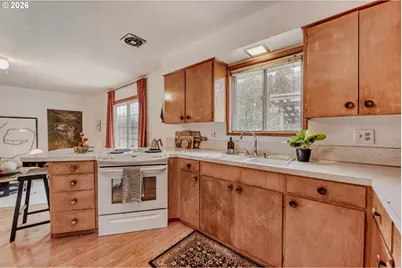 920 SE 214th Ave, Gresham, OR 97030 - Photo 13