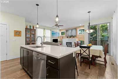 7862 SW Capitol Hill Rd, Portland, OR 97219 - Photo 11