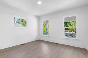 3818 SE Morrison St, Portland, OR 97214 - Photo 3
