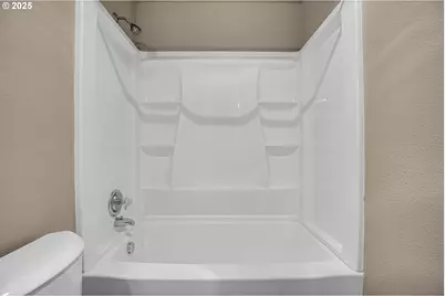 9872 SE Talbert St, Clackamas, OR 97015 - Photo 29