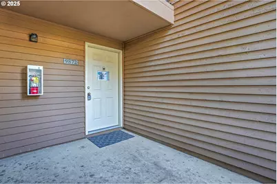 9872 SE Talbert St, Clackamas, OR 97015 - Photo 5