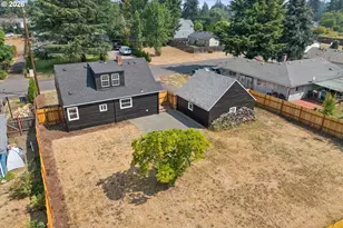 1730 SE Maple Ct, Hillsboro, OR 97123 - Photo 23