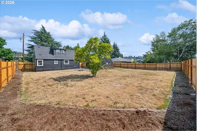 1730 SE Maple Ct, Hillsboro, OR 97123 - Photo 21