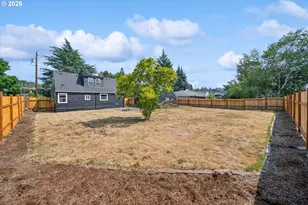 1730 SE Maple Ct, Hillsboro, OR 97123 - Photo 21