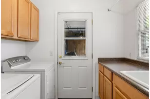 9845 SW Eagle Ln, Beaverton, OR 97008 - Photo 33