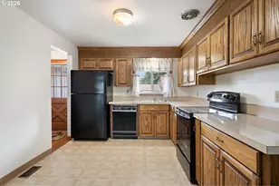 1490 Hallinan St, Lake Oswego, OR 97034 - Photo 15