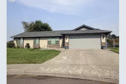 435 SE 9th Ct, Hermiston, OR 97838 - Photo 1