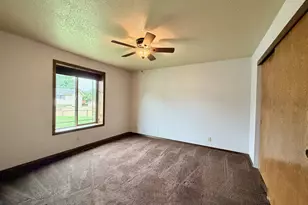 435 SE 9th Ct, Hermiston, OR 97838 - Photo 13