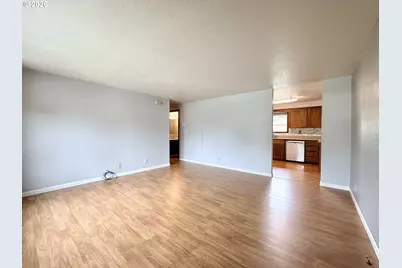 435 SE 9th Ct, Hermiston, OR 97838 - Photo 5