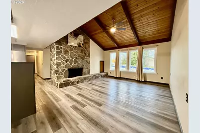 2580 Fir St, North Bend, OR 97459 - Photo 5