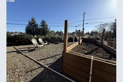 2580 Fir St, North Bend, OR 97459 - Photo 41