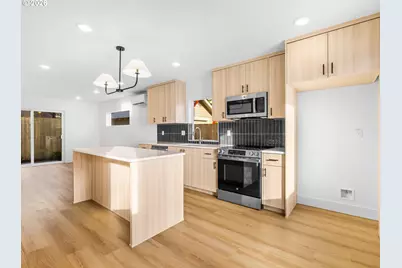 4206 NE 20th Ave #C, Portland, OR 97211 - Photo 3