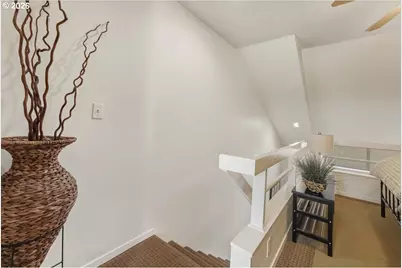 103 N Hayden Bay Dr #103, Portland, OR 97217 - Photo 15