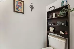 103 N Hayden Bay Dr, Portland, OR 97217 - Photo 23