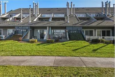 103 N Hayden Bay Dr #103, Portland, OR 97217 - Photo 1