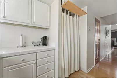 103 N Hayden Bay Dr #103, Portland, OR 97217 - Photo 7